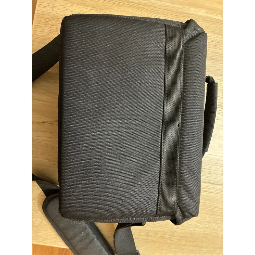 Canon  Camera Carry/Shoulder Bag large size (10X7X6) Black